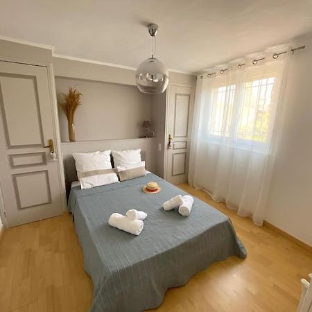 A Louer Haut De Villa 4 Pieces A Sainte-Maxime Golfe De St-Tropez Esterno foto